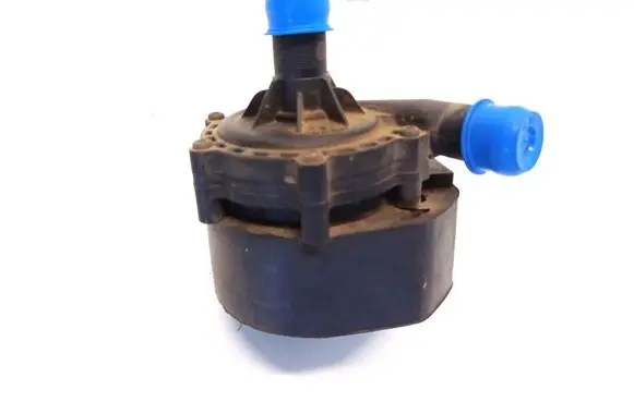 Tesla Model S Electric auxiliary coolant/water pump 1037327-00-F