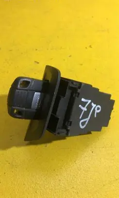 BMW 1 E82 E88 Ignition lock 6954718