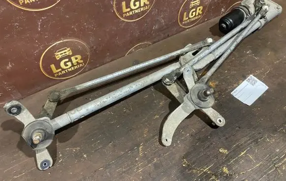 Honda Civic Front wiper linkage and motor