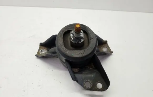 Hyundai ix35 Engine mount bracket 218142S600