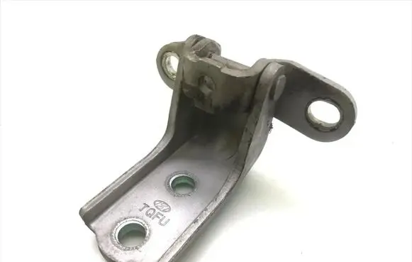 Hyundai H-1, Starex, Satellite Rear door lower hinge