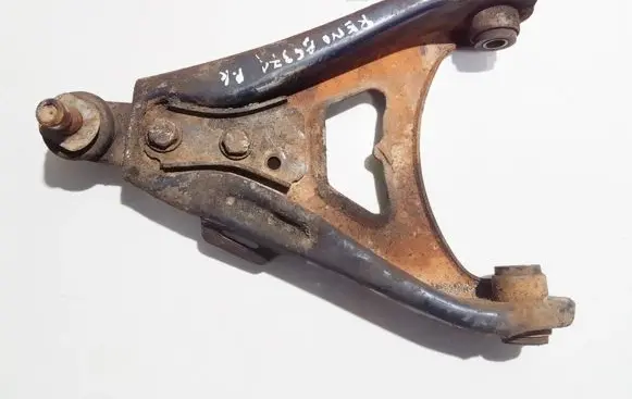 Renault Rapid Front lower control arm/wishbone