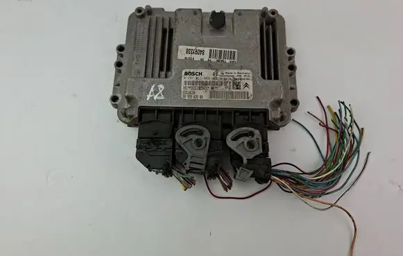 Peugeot 307 Engine control unit/module 9655943580 0281011863