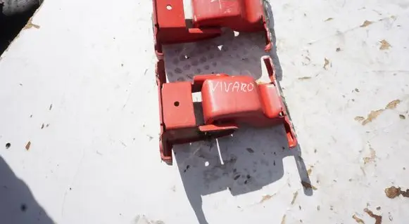 Opel Vivaro Loading door hinge set 