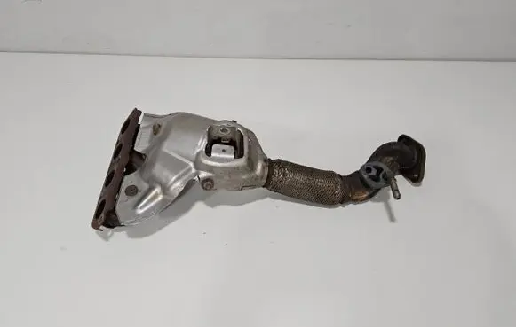 Mazda 2 Exhaust manifold