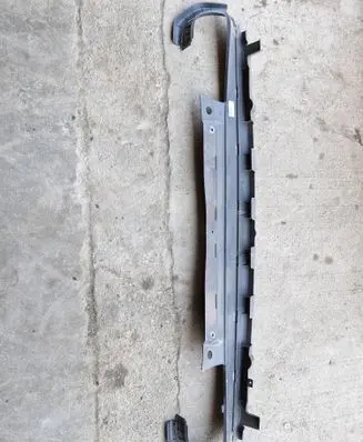 Dodge Challenger Rear bumper trim bar molding JT6M3C2