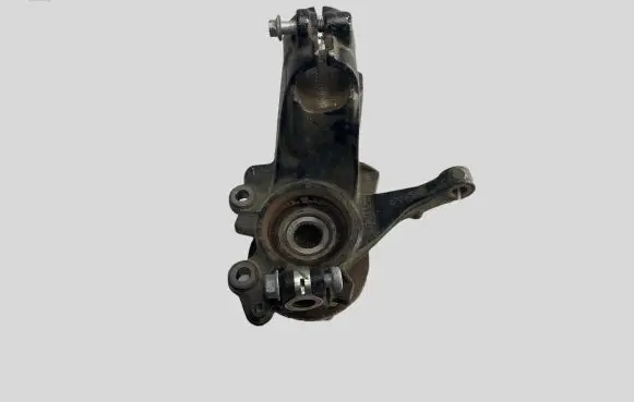 Front wheel hub