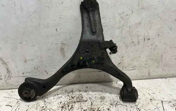 Honda FR-V Front lower control arm/wishbone 