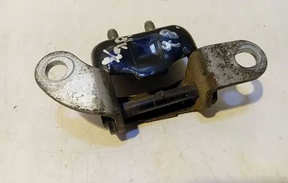Toyota Yaris Rear door lower hinge