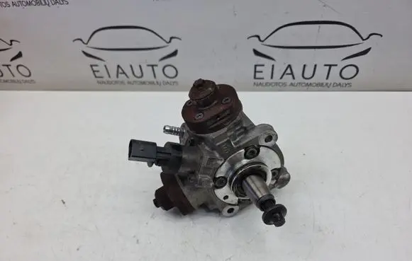 BMW 5 GT F07 Fuel injection high pressure pump 0445010617