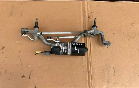Renault Clio IV Front wiper linkage and motor 258004542R