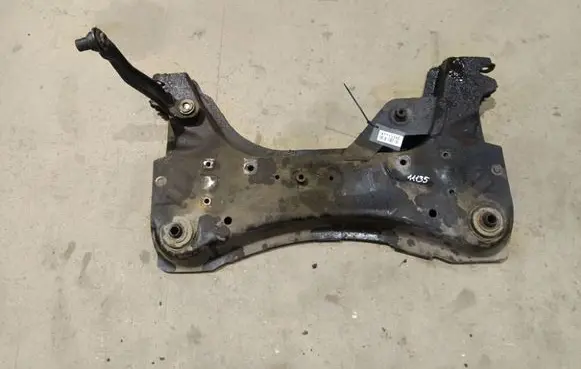 Nissan Tiida C11 Front subframe 