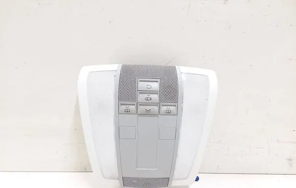 Mercedes-Benz C W204 Front seat light A2048202001 2JM00926803 0124204489