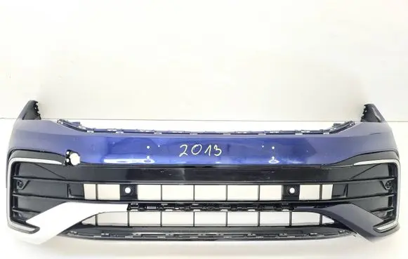 Volkswagen Tiguan Front bumper 5NA807221D