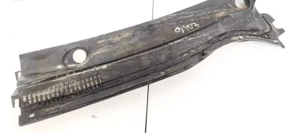 Toyota Avensis T250 Wiper trim 5578205030 55782-05030