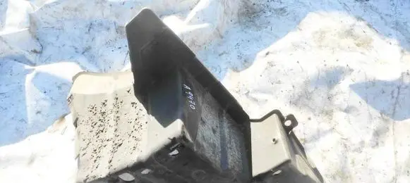 Honda Insight Engine splash shield/under tray