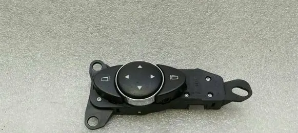 Mercedes-Benz CLS C219 Wing mirror switch A2118215779