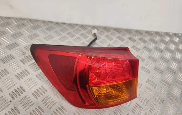 Lexus IS 220D-250-350 Rear/tail lights WY21W 7440A