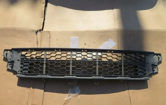 Honda Jazz Front bumper lower grill 71103TF0G2