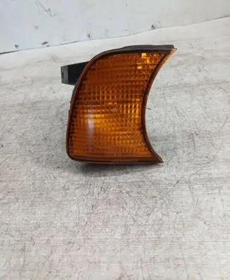 BMW 5 E34 Front indicator light 155244