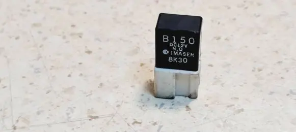 Fiat Punto Evo Other relay B150 8K30 DC12V