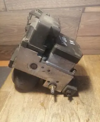 Audi A4 S4 B5 8D ABS Pump