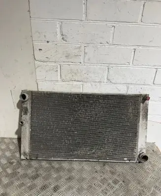 BMW 5 E60 E61 Coolant radiator 7795878