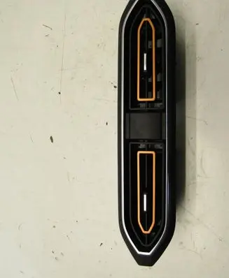 Dacia Sandero III Dash center air vent grill 687607616R