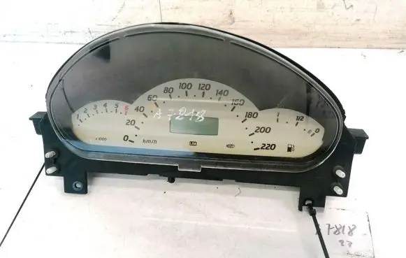 Mercedes-Benz A W168 Speedometer (instrument cluster) A1685404411 9909220814