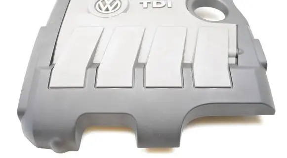 Volkswagen Golf VI Engine cover (trim) 03L103925AR