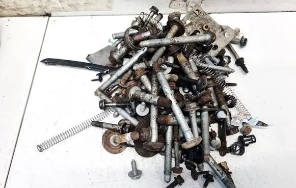 Peugeot 508 Nuts/bolts 