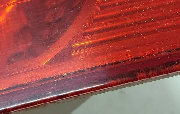 KIA Carens I Rear/tail lights