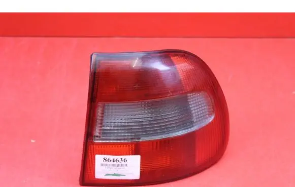 Volvo S40, V40 Rear/tail lights 30801925