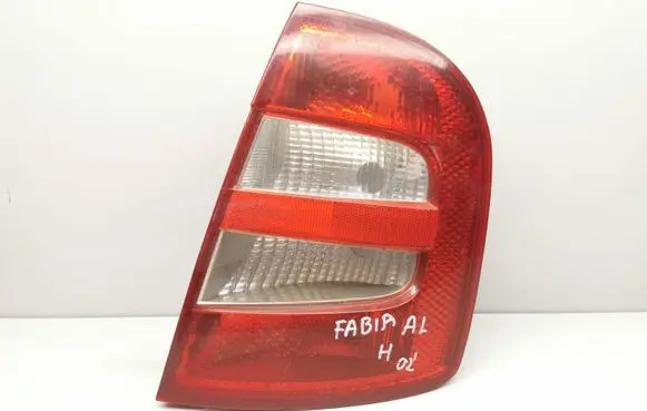 Skoda Fabia Mk1 (6Y) Rear/tail lights TK194805