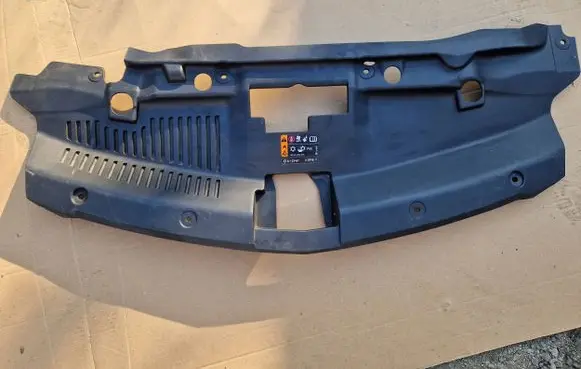 Opel Mokka X Engine bonnet/hood lock trim molding 94531738