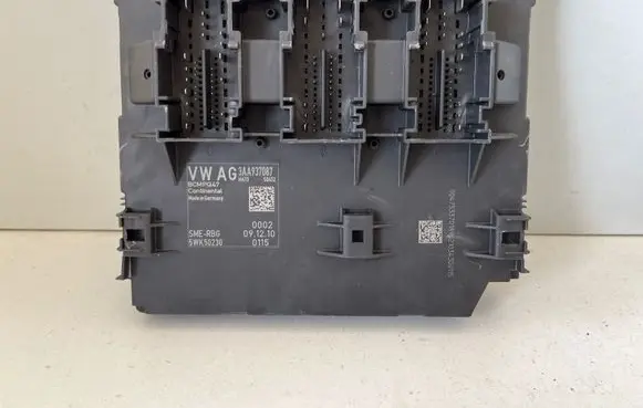 Volkswagen PASSAT B7 Comfort/convenience module 3AA937087 5WK50230 BCMPP4