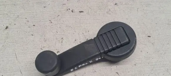 Renault Espace II Rear door window winding handle 7700794752