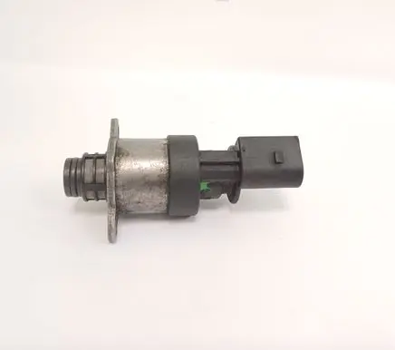 BMW X1 E84 Fuel pressure regulator 0928400691 7910820136