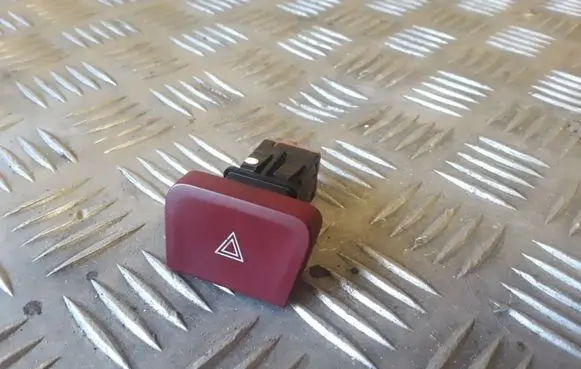 Citroen C4 Grand Picasso Hazard light switch 0068767