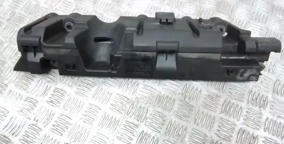 Volvo V70 Engine cover (trim) 30757533
