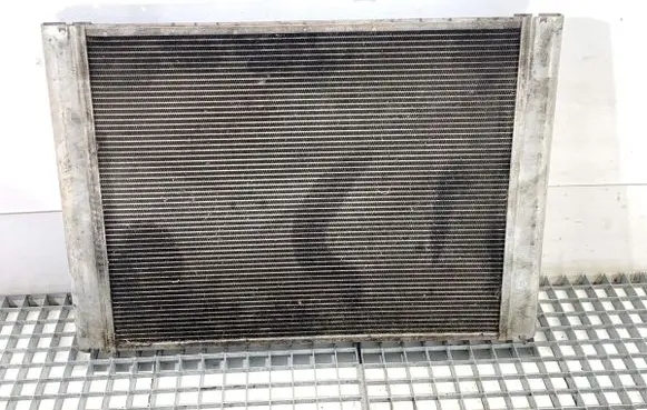 BMW 5 E60 E61 Coolant radiator 
