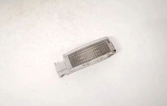 Volkswagen PASSAT B6 Other interior light 3b0947113