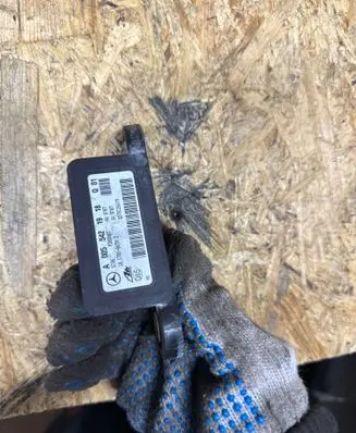 Mercedes-Benz C W204 ESP acceleration yaw rate sensor A0055421918