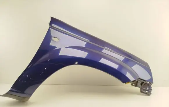 Nissan X-Trail T30 Fender 631128H400