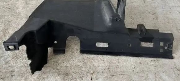 Lancia Thema Intercooler air channel guide 68085756