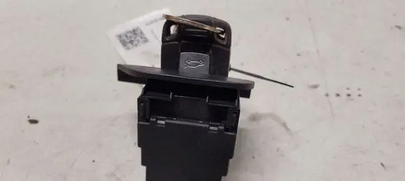 BMW 5 E60 E61 Ignition lock 695471813 10862510
