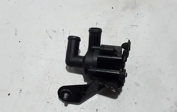 BMW 5 GT F07 Electric auxiliary coolant/water pump 9230236