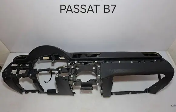 Volkswagen PASSAT B7 Dashboard 3AB857003R 3C1857003Q