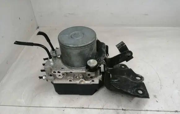 Toyota RAV 4 (XA40) ABS Pump 4454042312 8954142582 1330000730