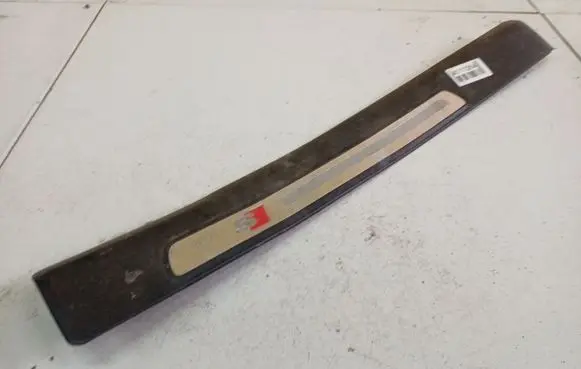 Audi A6 S6 C6 4F Front sill trim cover 